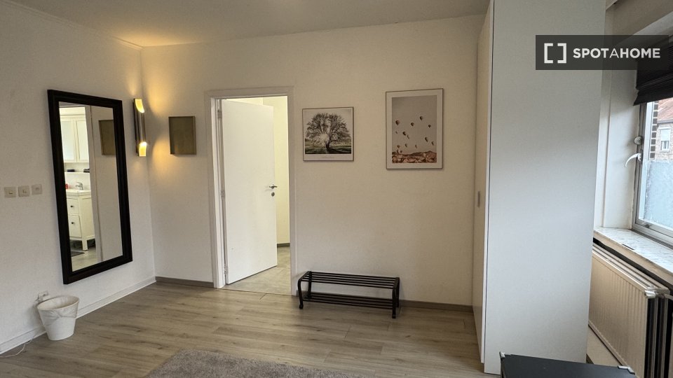 Apartment Brussels, 5 beds, 120m² — photo 25