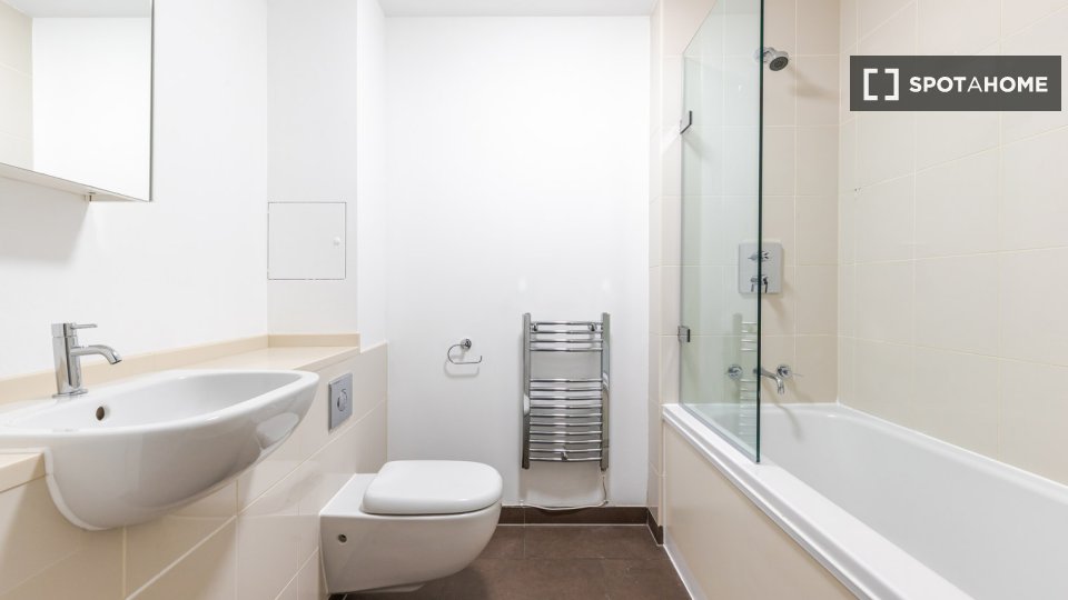 Apartment London, 1 bed — photo 8