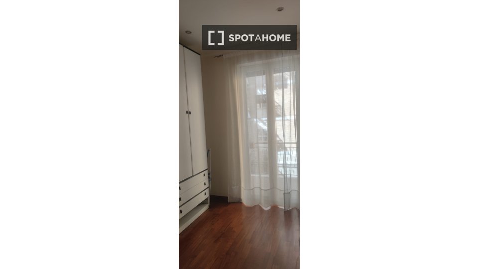 Double room Naples, 4 beds — photo 19