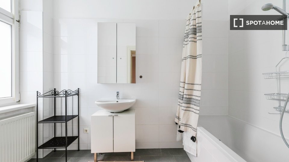 Apartment Vienna, 1 bed, 71m² — photo 12