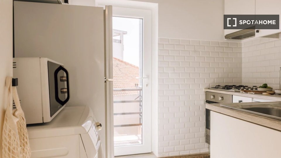 Apartment Lisbon, 2 beds — photo 10