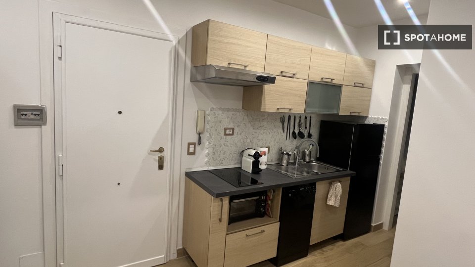 Apartment Rome, 1 bed, 35m² — photo 12