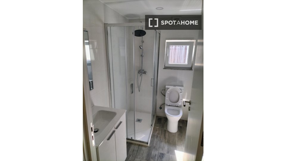 Apartment Porto, 3 beds, 120m² — photo 11