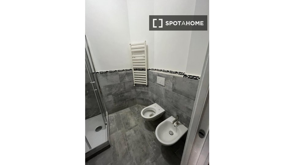 Double room Rome, 2 beds — photo 8