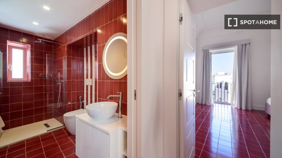 Apartment Naples, 1 bed — photo 4