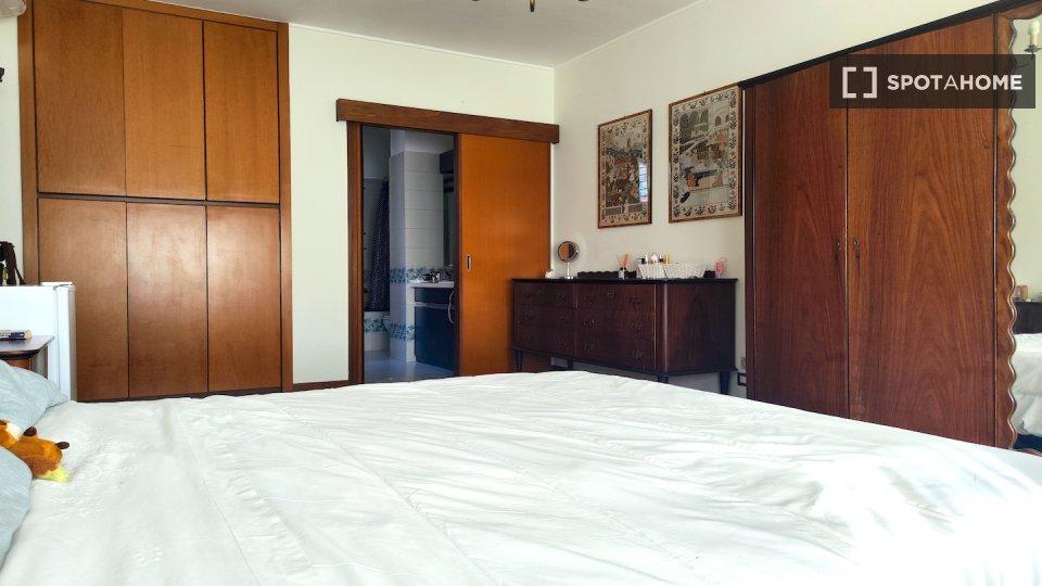Double room Rome, 4 beds — photo 46