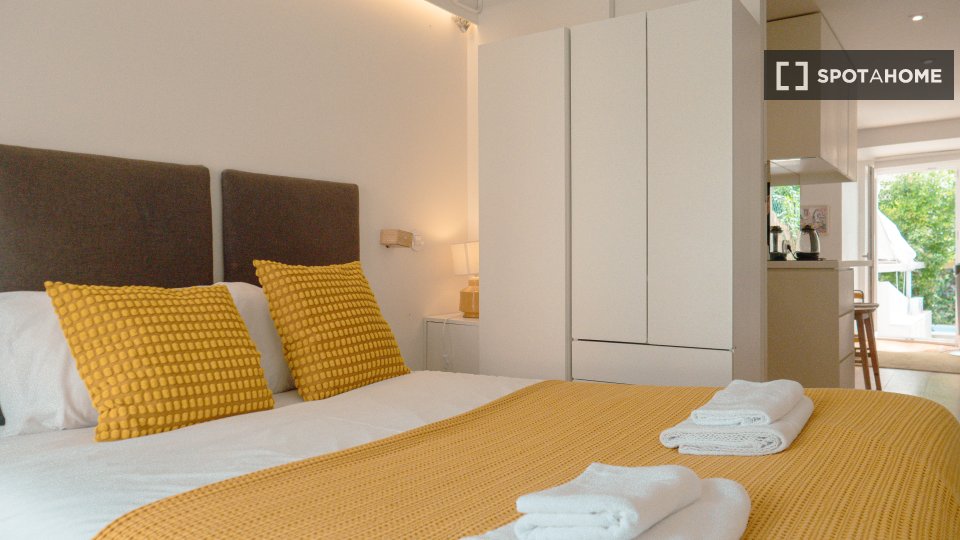 Apartment Lisbon, 1 bed, 78m² — photo 10