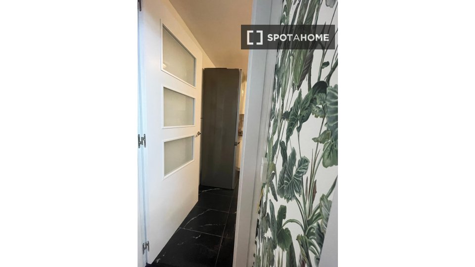 Double room Madrid, 4 beds — photo 8