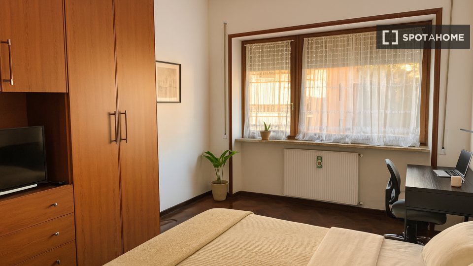 Double room Rome, 5 beds, 180m² — photo 31