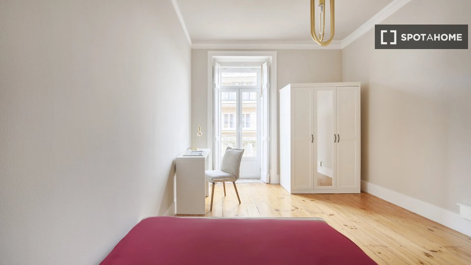 Double room Lisbon, 8 beds — photo 13