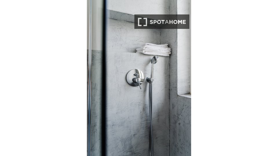 Apartment Milan, 2 beds, 70m² — photo 9