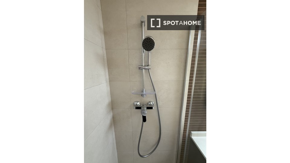 Apartment Alicante, 2 beds, 50m² — photo 8