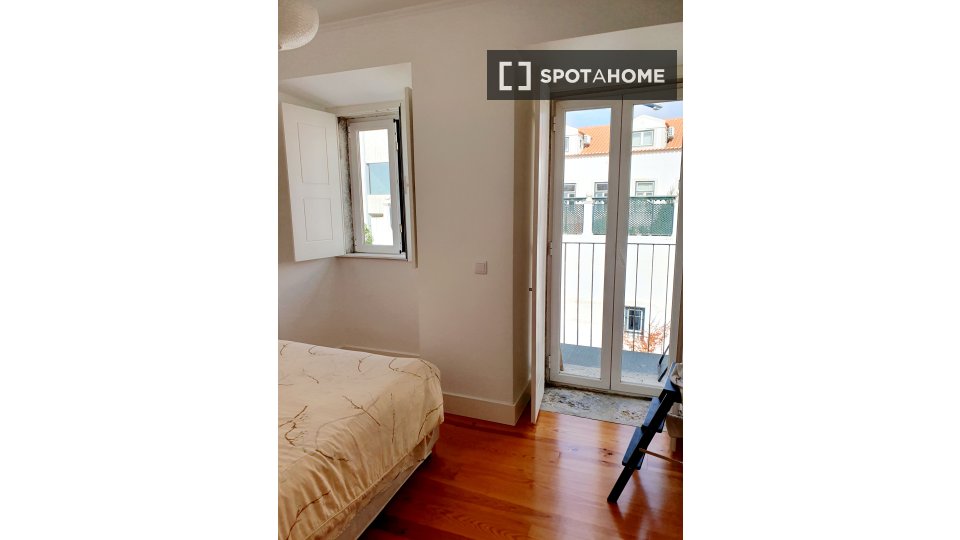 Apartment Lisbon, 1 bed, 65m² — photo 3