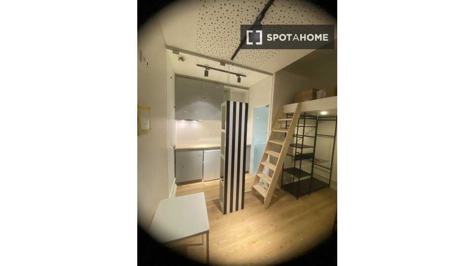 Apartment mono Lisbon — photo 9