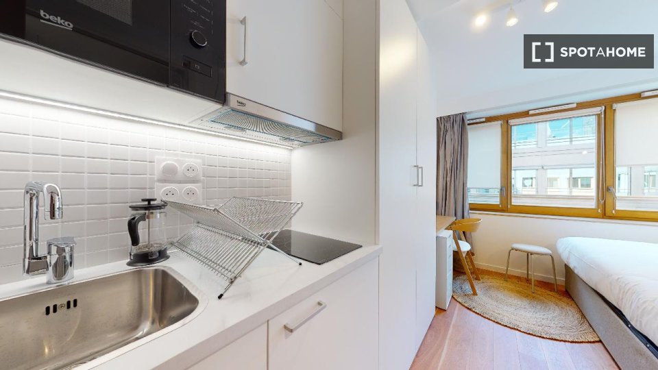 Apartment Paris, 5 beds — photo 30