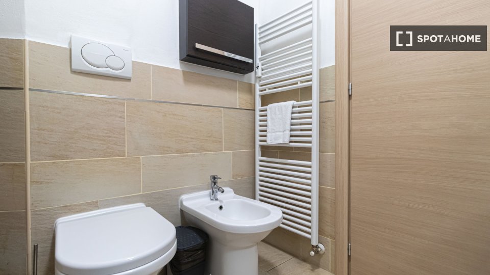 Apartment Milan, 1 bed, 63m² — photo 10