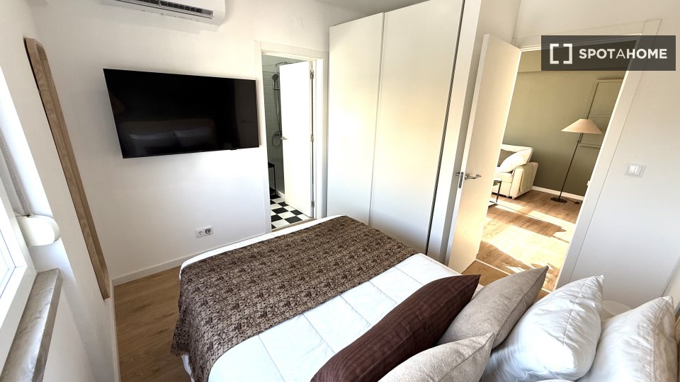 Apartment mono Lisbon, 1 bed, 45m² — photo 12