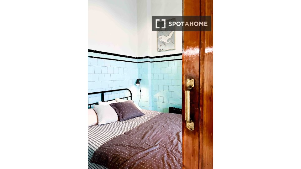 Apartment Valencia, 3 beds, 120m² — photo 17
