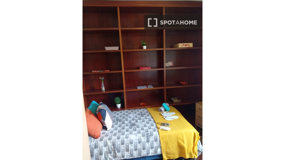 Apartment Jaen, 3 beds, 102m² — photo 8