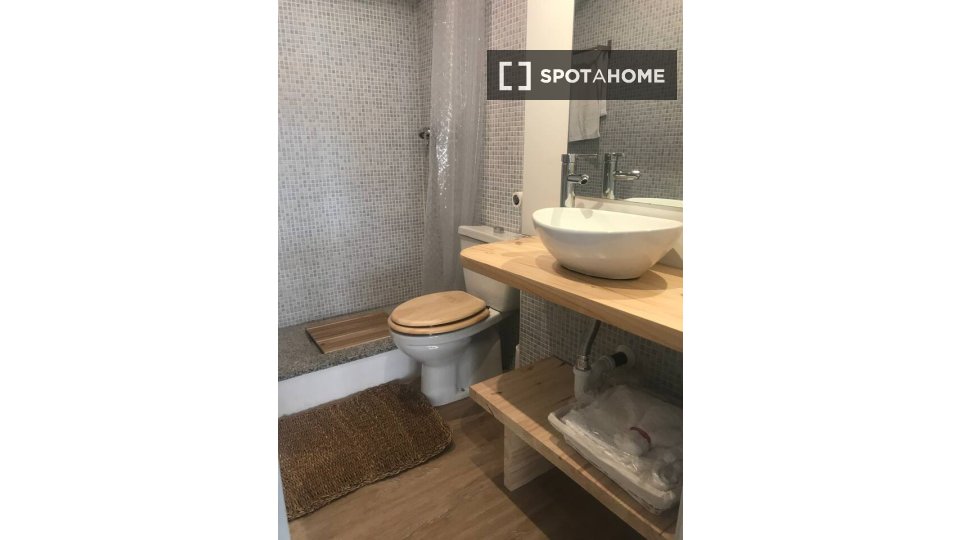 Apartment Madrid, 1 bed — photo 15