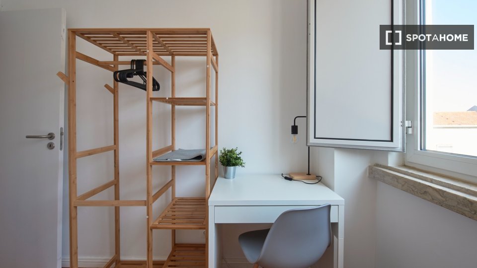 Double room Lisbon, 7 beds — photo 12