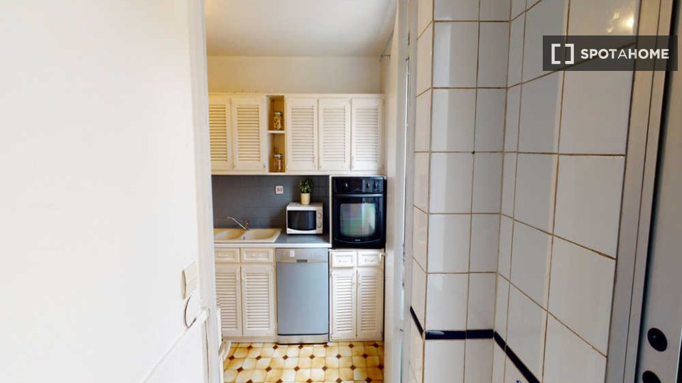 Double room Lyon, 4 beds, 80m² — photo 3