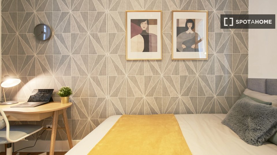 Double room Lisbon, 7 beds — photo 2
