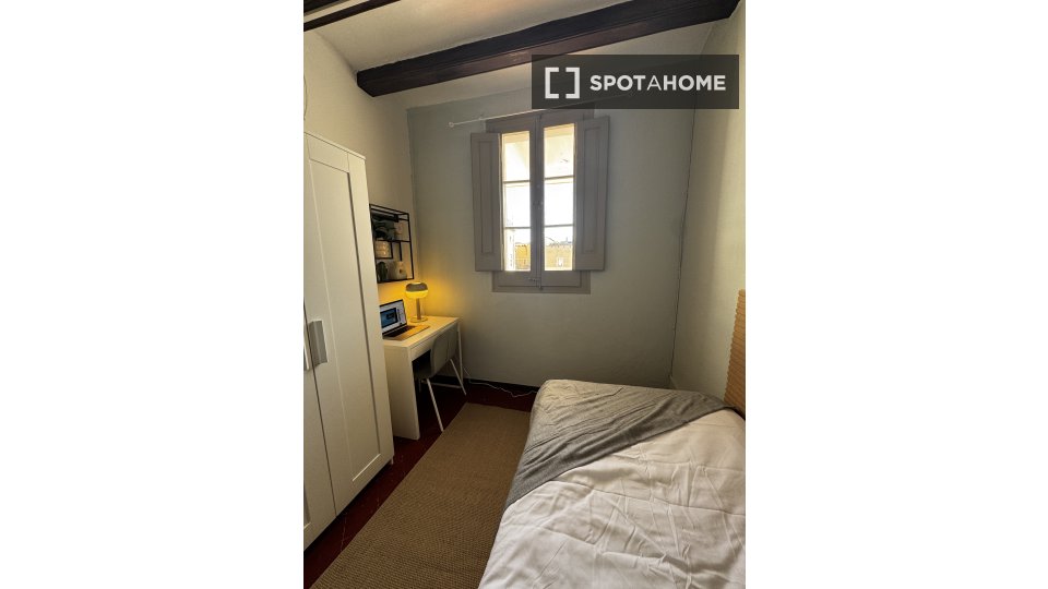 Double room Barcelona, 5 beds, 120m² — photo 15