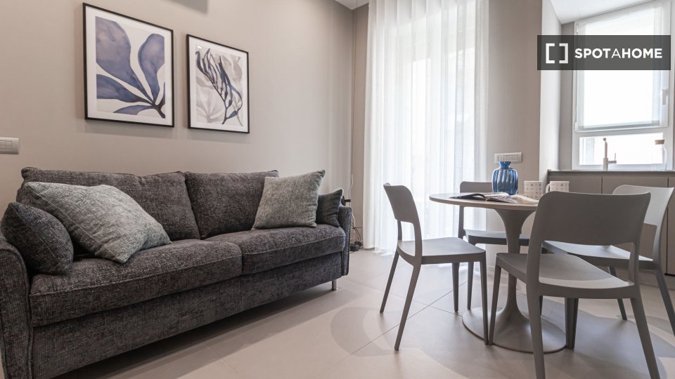 Apartment Milan, 1 bed, 50m² — photo 17