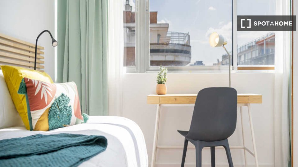 Double room Madrid, 12 beds — photo 49