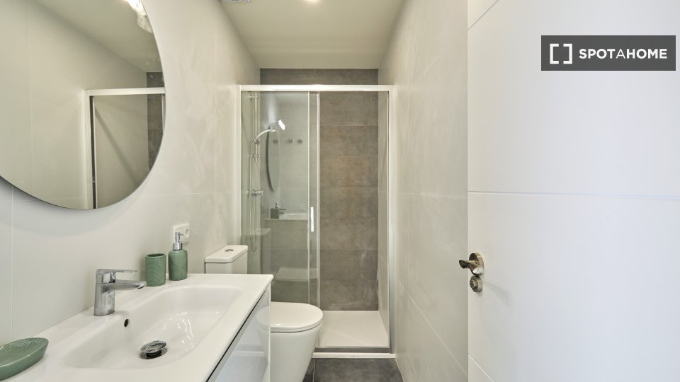 Apartment Barcelona, 2 beds — photo 9