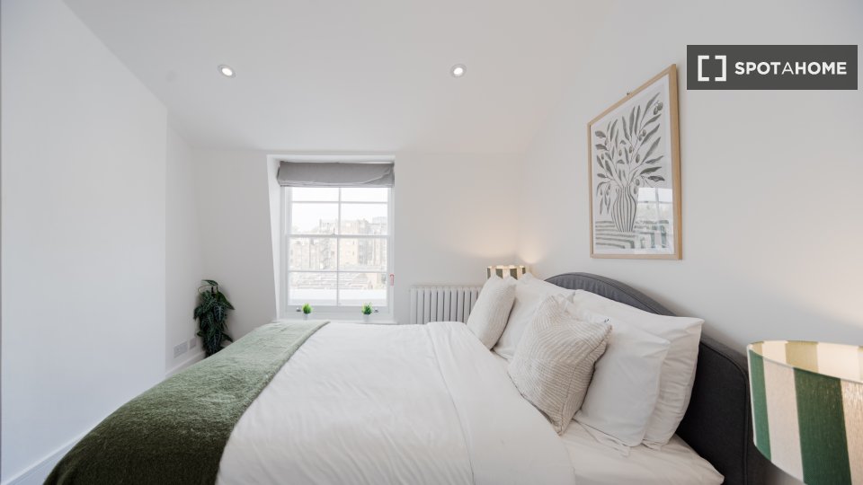 Apartment London, 2 beds, 60m² — photo 36