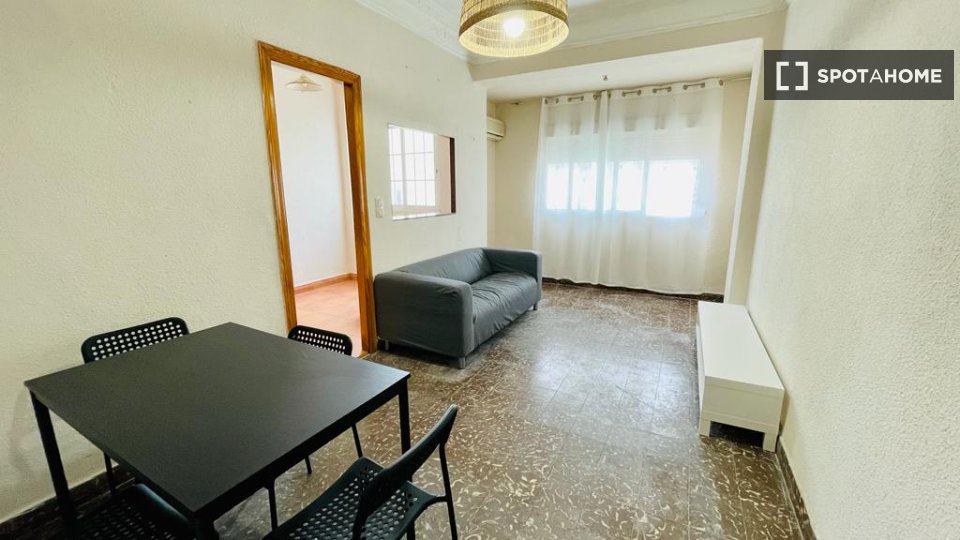 Appartamento con 2 camere da letto in affitto ad Aiora, Valencia - in Valencia