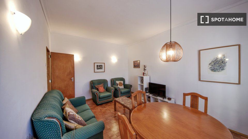 Apartment Lisbon, 2 beds — photo 7