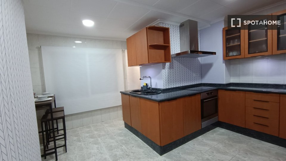 Apartment Valencia, 2 beds — photo 14