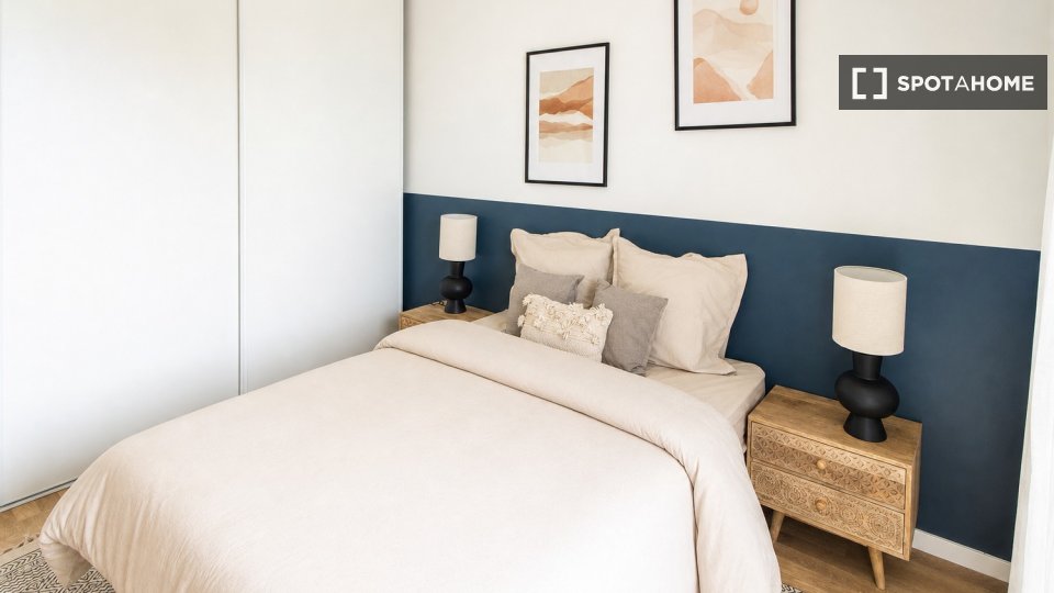 Chambre double Paris, 4 chambres — photo 31