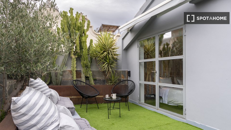 Apartment Valencia, 1 bed, 100m² — photo 4