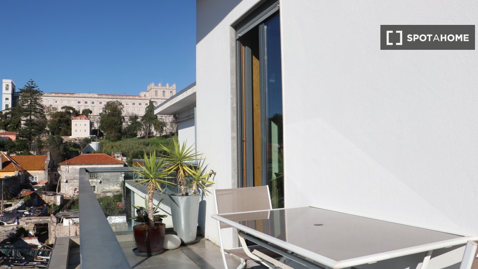 Apartment mono Lisbon, 60m² — photo 8