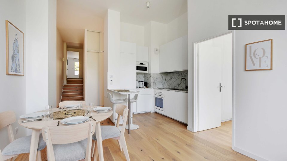 Apartment Paris, 2 beds, 69m² — photo 9