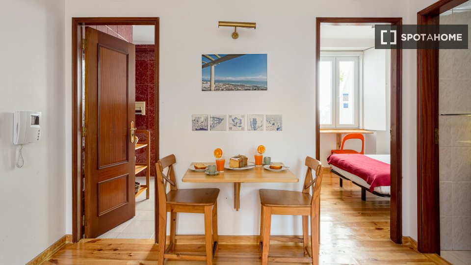 Apartment Lisbon, 3 beds — photo 9