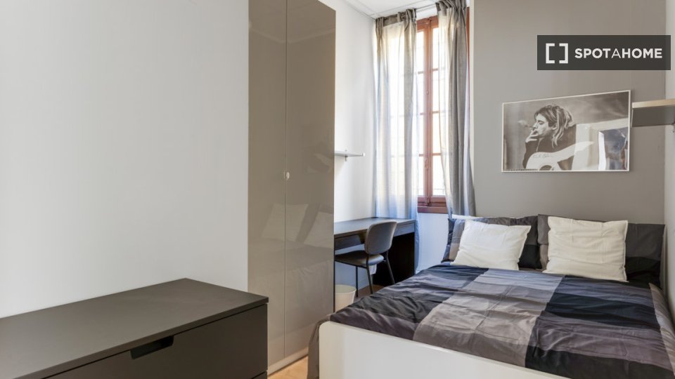 Double room Milan, 9 beds, 182m² — photo 11