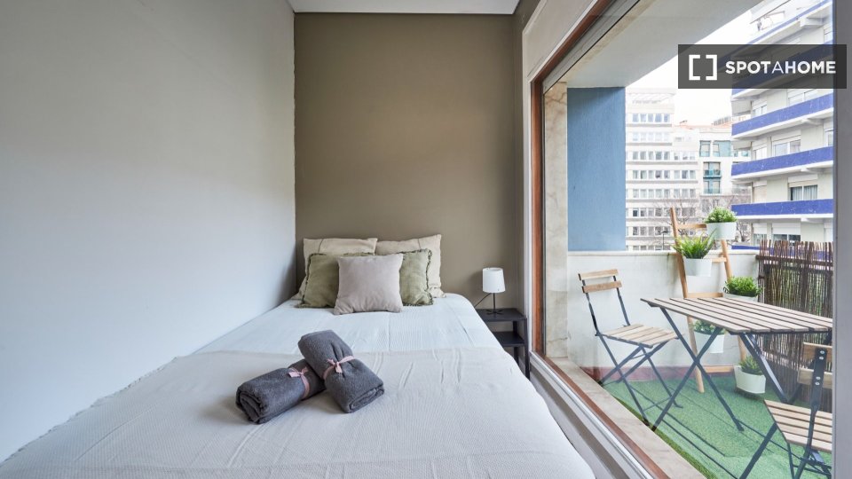 Double room Lisbon, 10 beds — photo 22