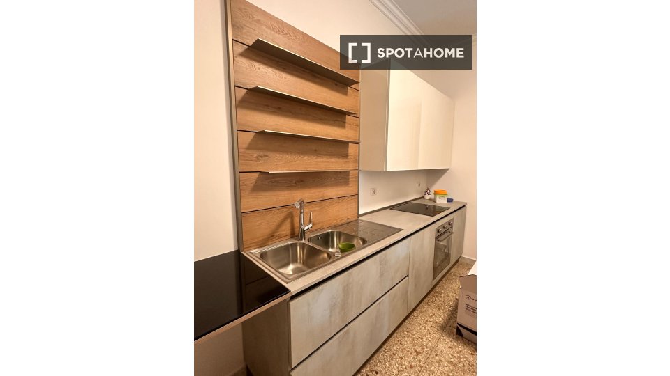 Apartment Rome, 1 bed, 75m² — photo 12