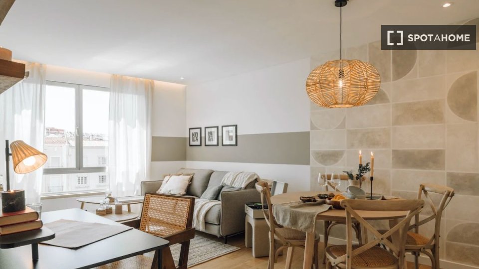 Apartment Lisbon, 1 bed — photo 3