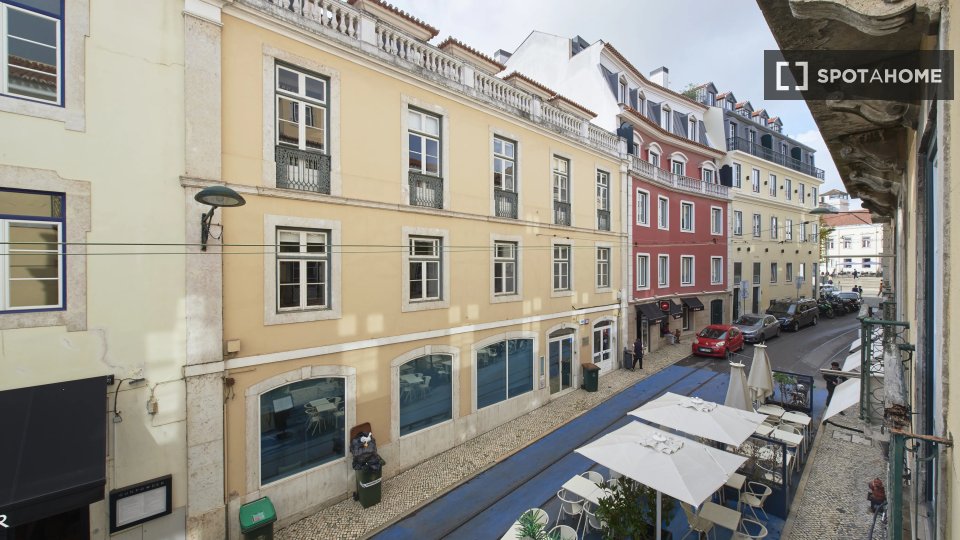 Double room Lisbon, 8 beds — photo 5