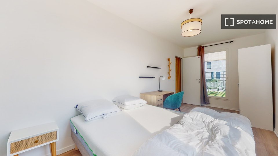 Double room Paris, 4 beds — photo 6