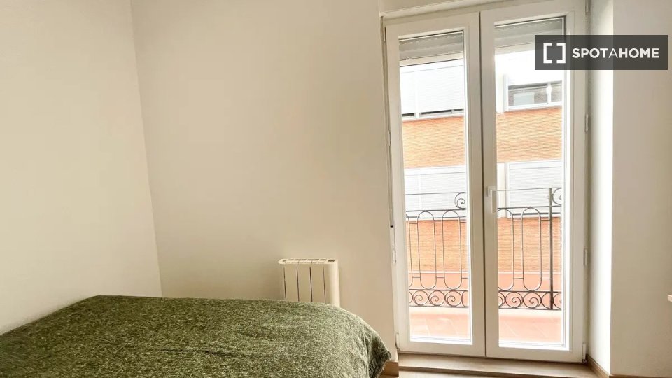 Double room Madrid, 10 beds — photo 2