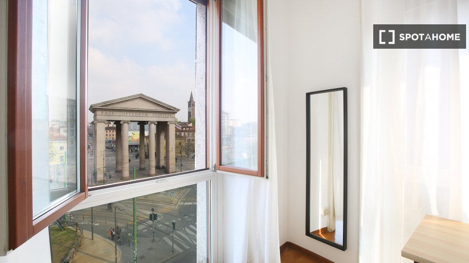 Double room Milan, 7 beds, 180m² — photo 3