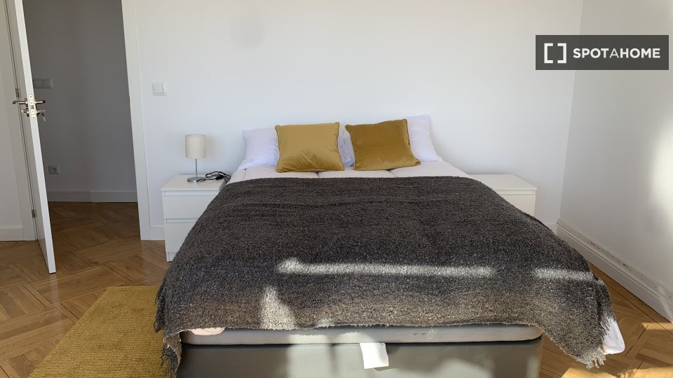 Double room Madrid, 6 beds — photo 14