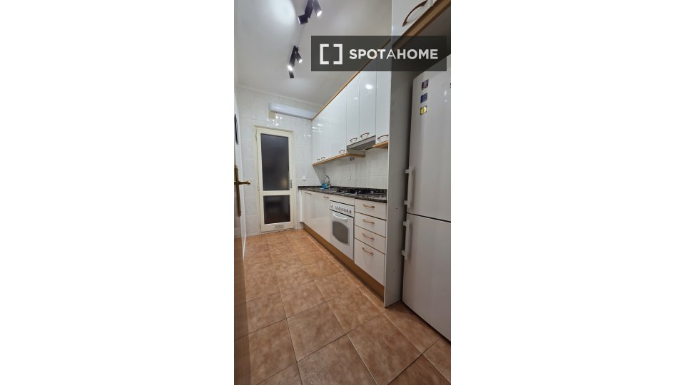 Double room Barcelona, 5 beds, 100m² — photo 7
